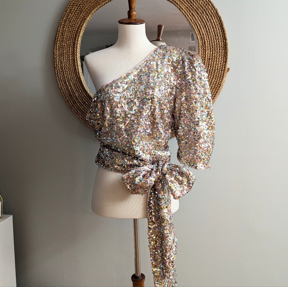 NBD x Revolve Itzel Sequin One Shoulder Top - Picture 2 of 5